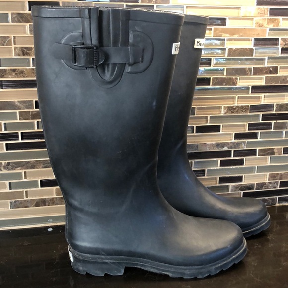 bearpaw rubber boots